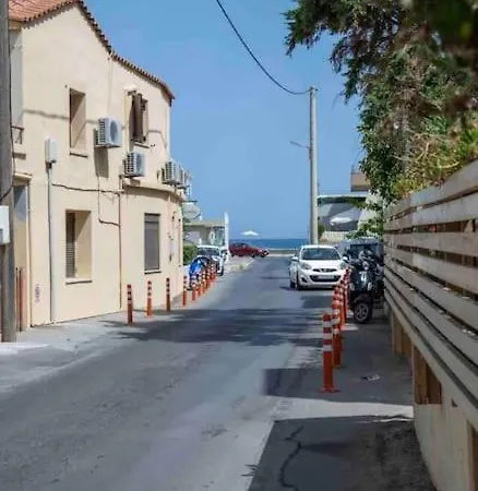 George 2 * Rethymno